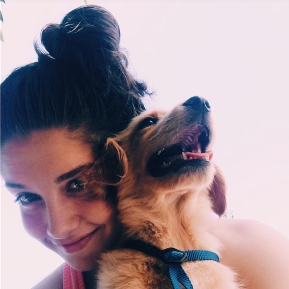 Meet your Posher, Bri - Picture 3 of 3